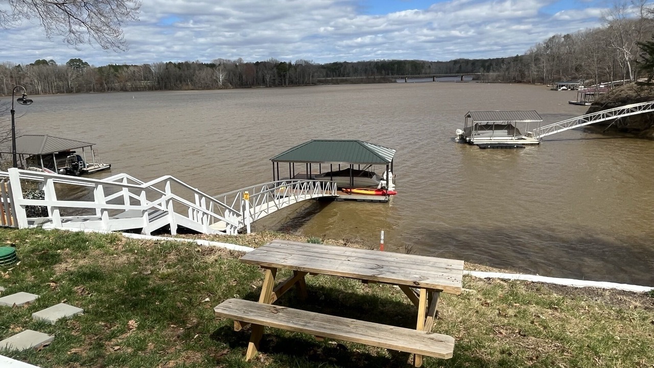 Photo of Outdoor in Clarksville