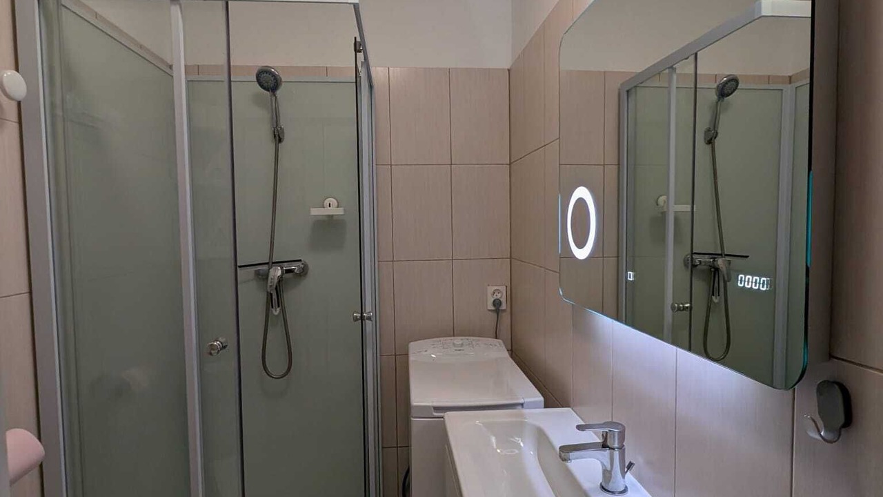Photo of Bathroom in Collonges-sous-Saleve