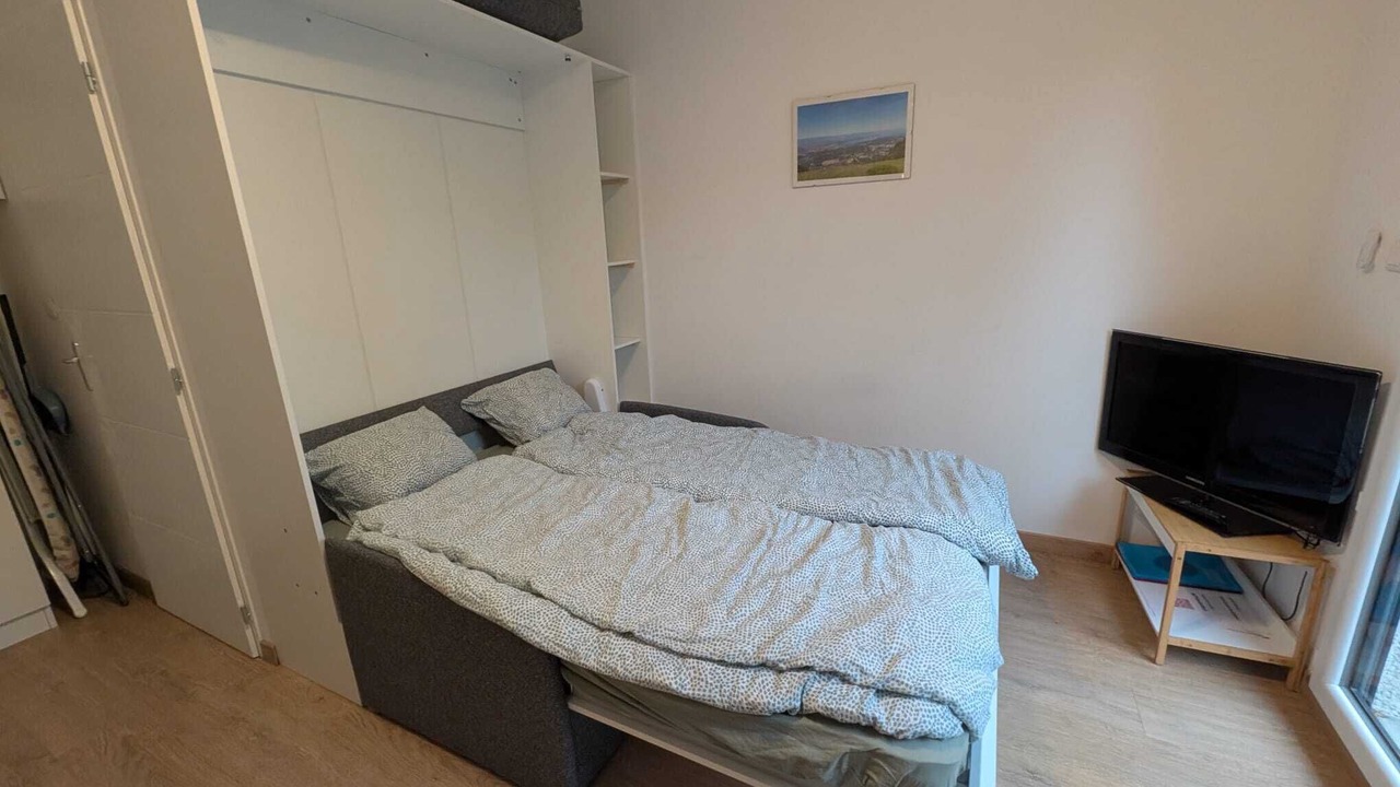 Photo of Bedroom in Collonges-sous-Saleve