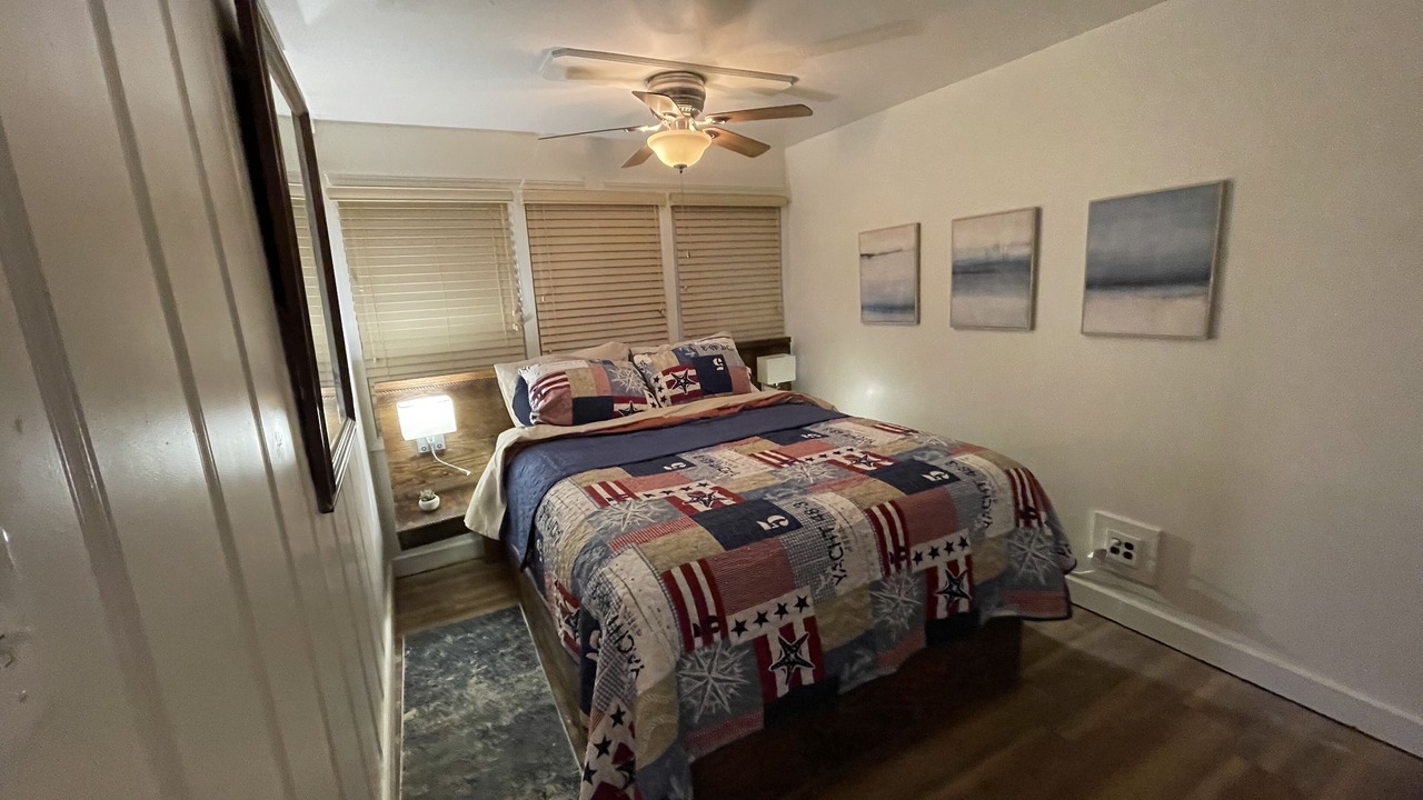 Photo of Bedroom in Camdenton