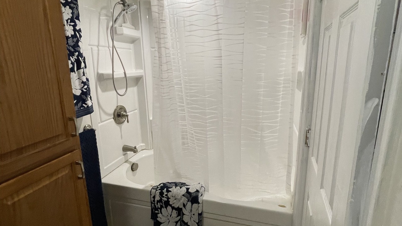 Photo of Bathroom in Camdenton