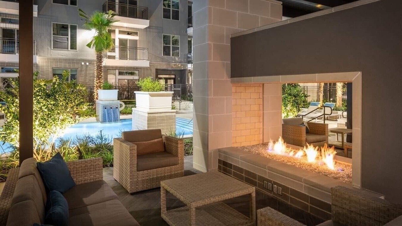Photo of Patio Balcony in Washington Ave./ Memorial Park