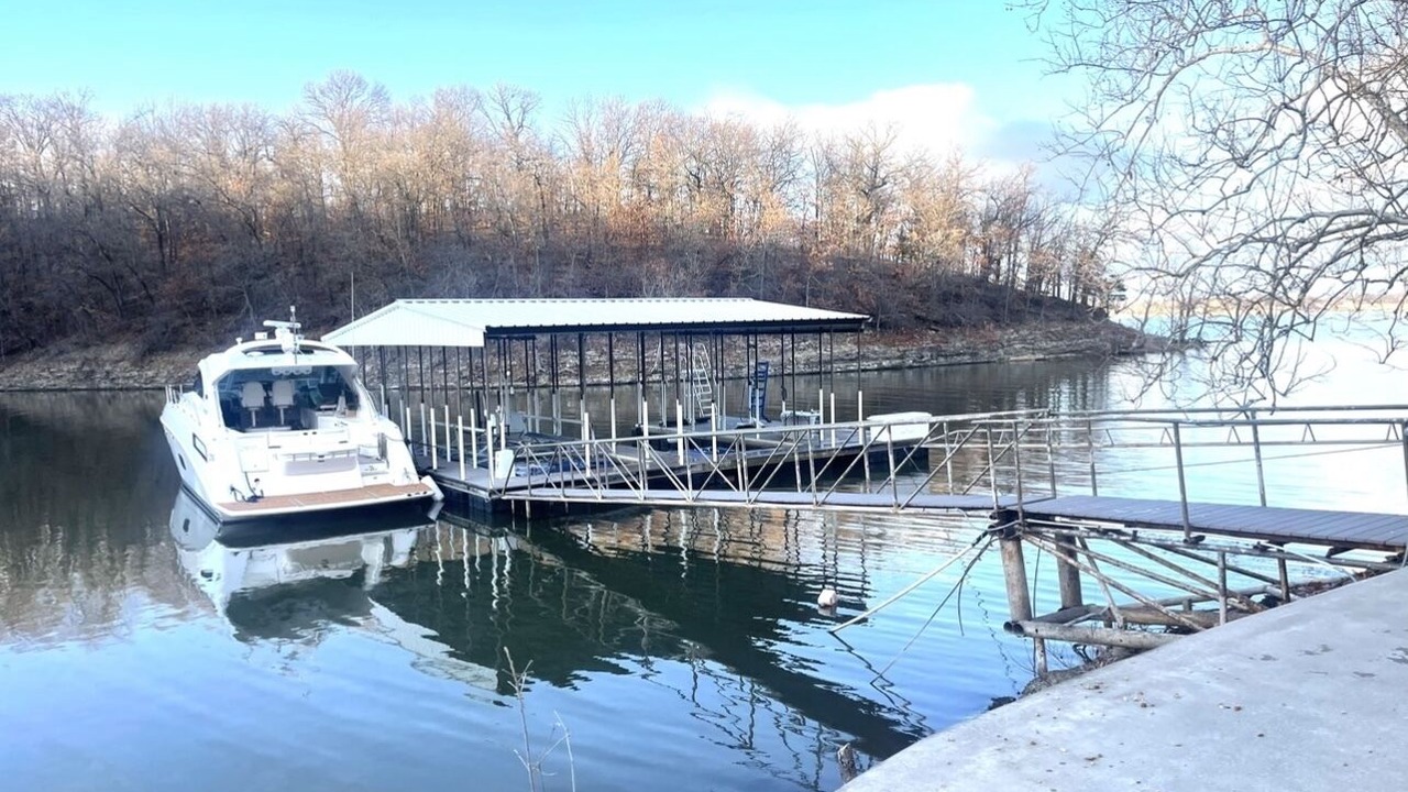 Photo of Others in Dennis