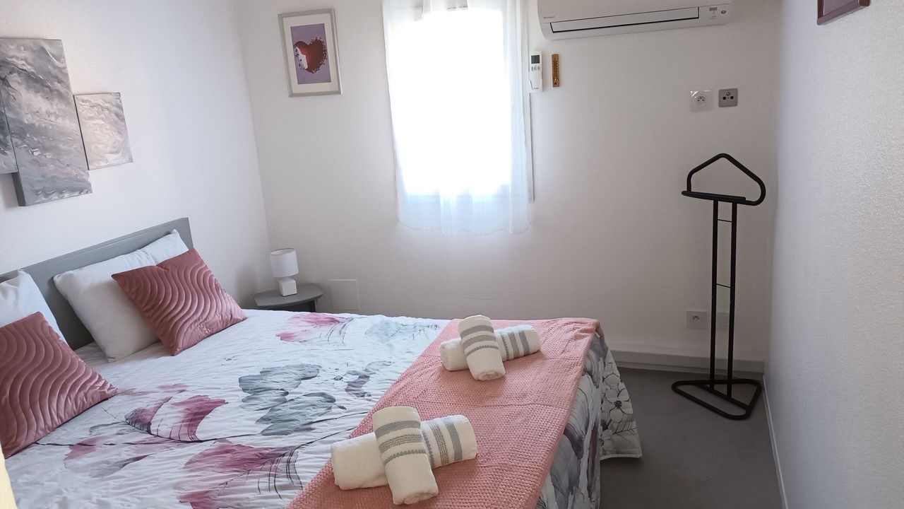 Photo of Bedroom in Narbonne-Plage