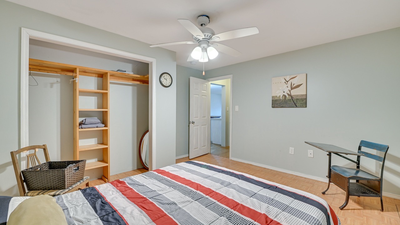 Photo of Bedroom in Oak Hill