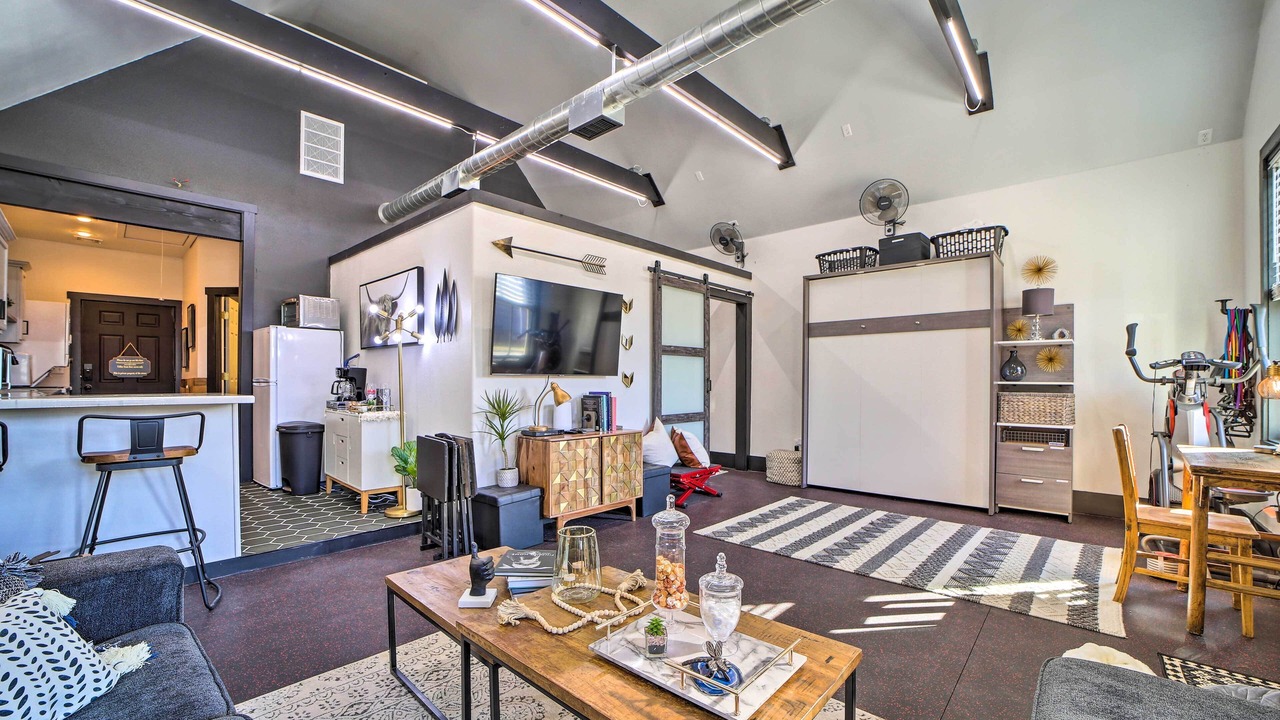 Photo of Livingroom in Eufaula