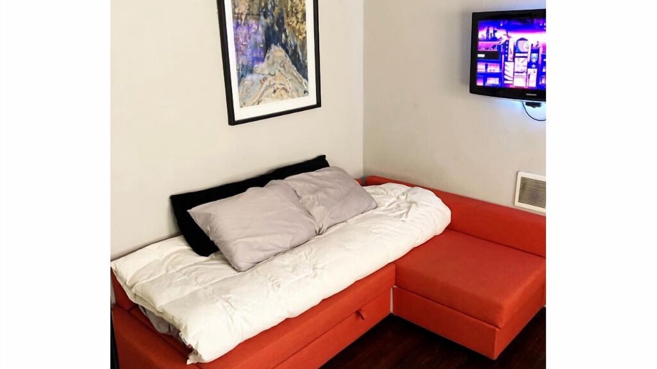 Photo of Bedroom in Hollywood