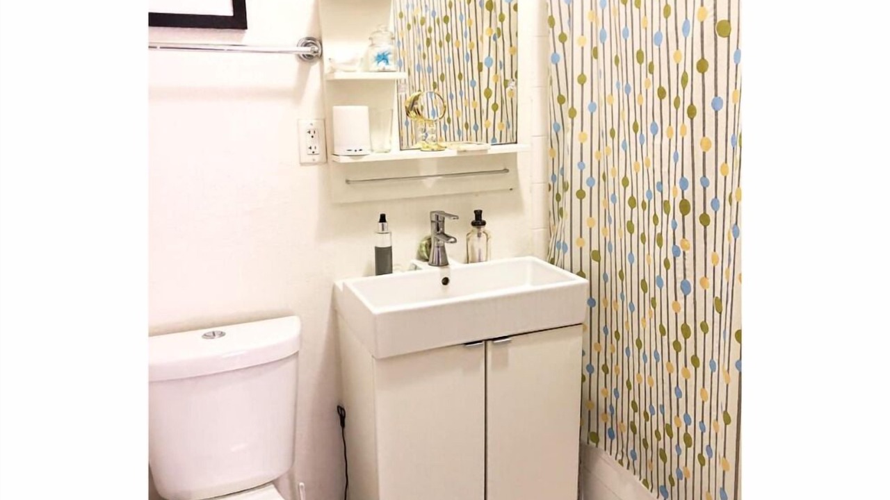Photo of Bathroom in Hollywood