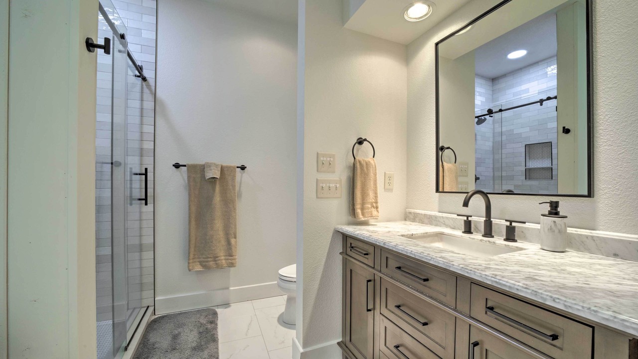 Photo of Bathroom in Sapphire