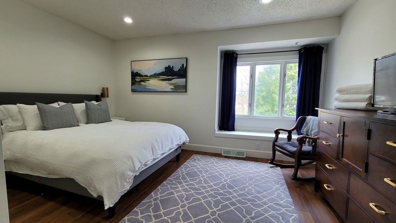 Photo of Bedroom in Saratoga Springs