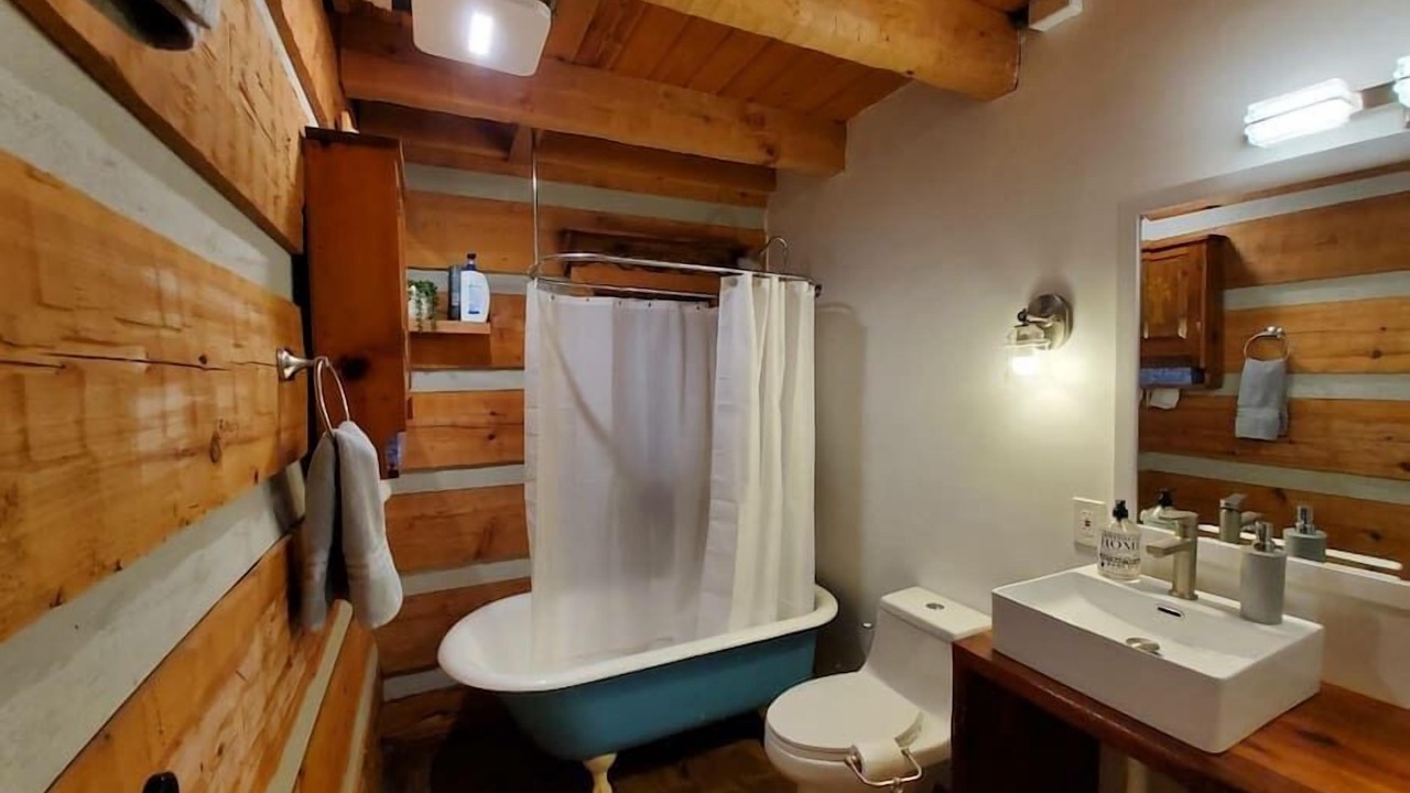 Photo of Others in Tate