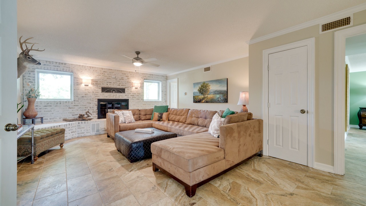 Photo of Livingroom in Dogwood