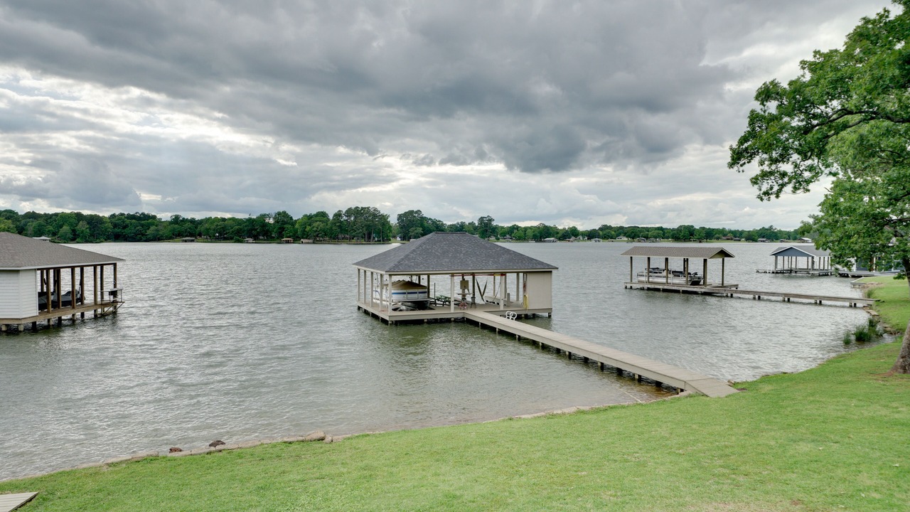 Photo of Outdoor in Dogwood