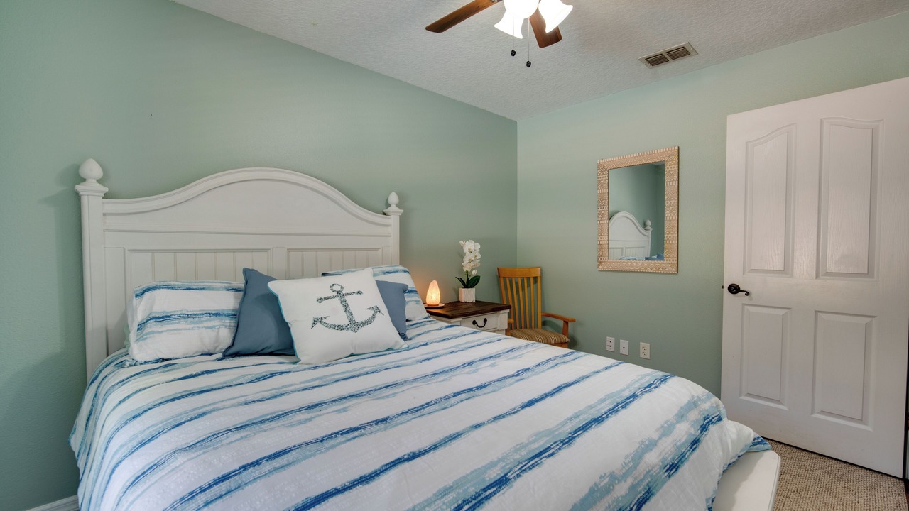 Photo of Bedroom in Homosassa