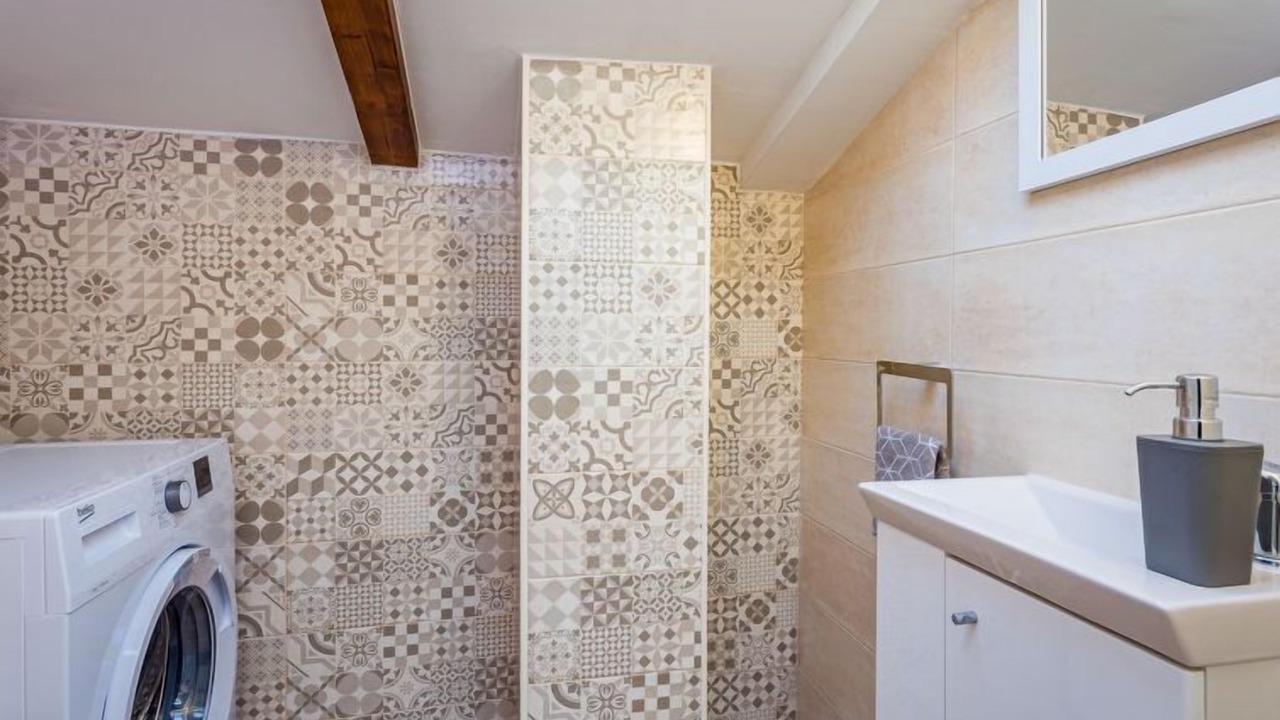 Photo of Bathroom in Pican