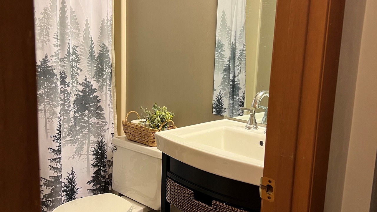 Photo of Bathroom in Hidden Valley