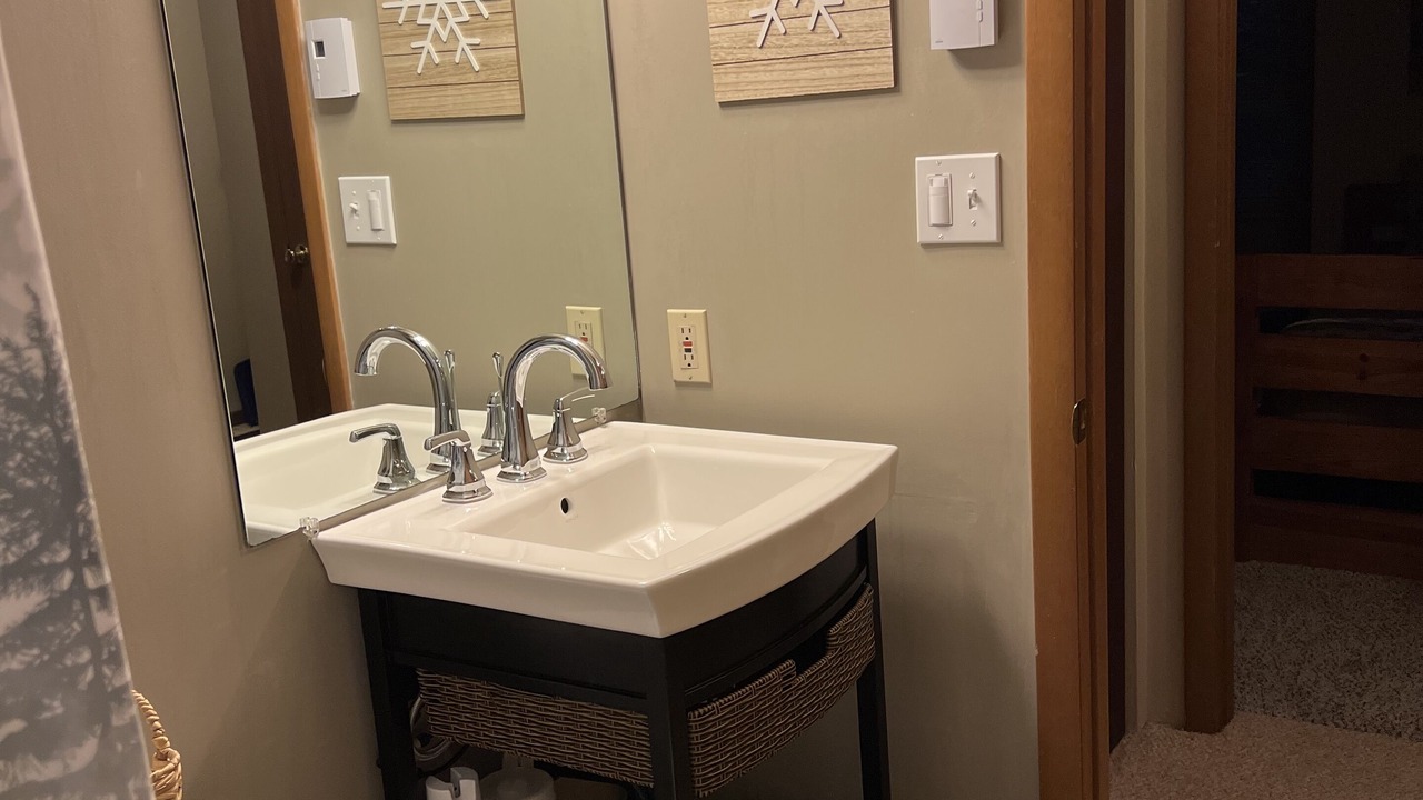 Photo of Bathroom in Hidden Valley