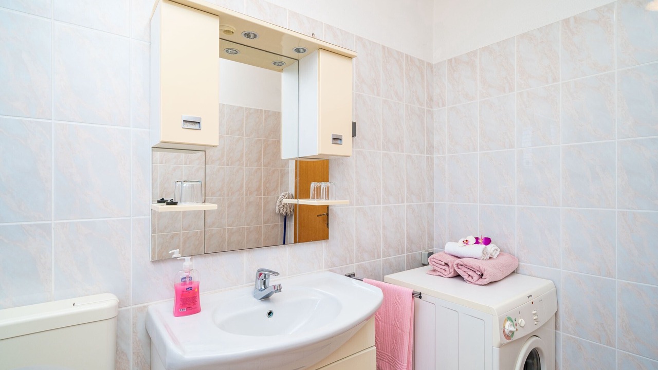 Photo of Bathroom in Slano
