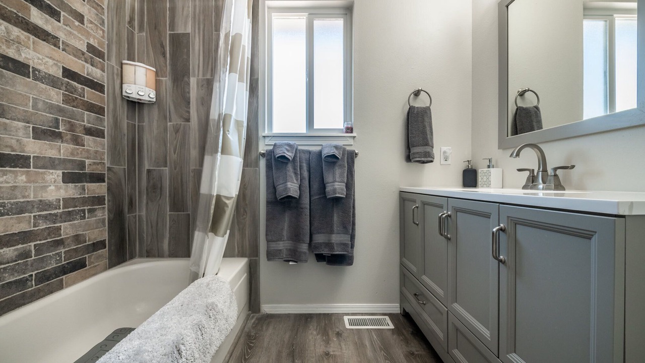 Photo of Bathroom in Cimarron Hills