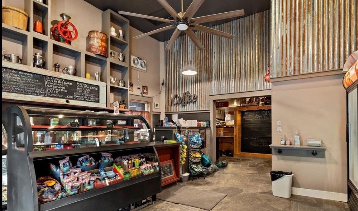 Photo of Others in Lowman