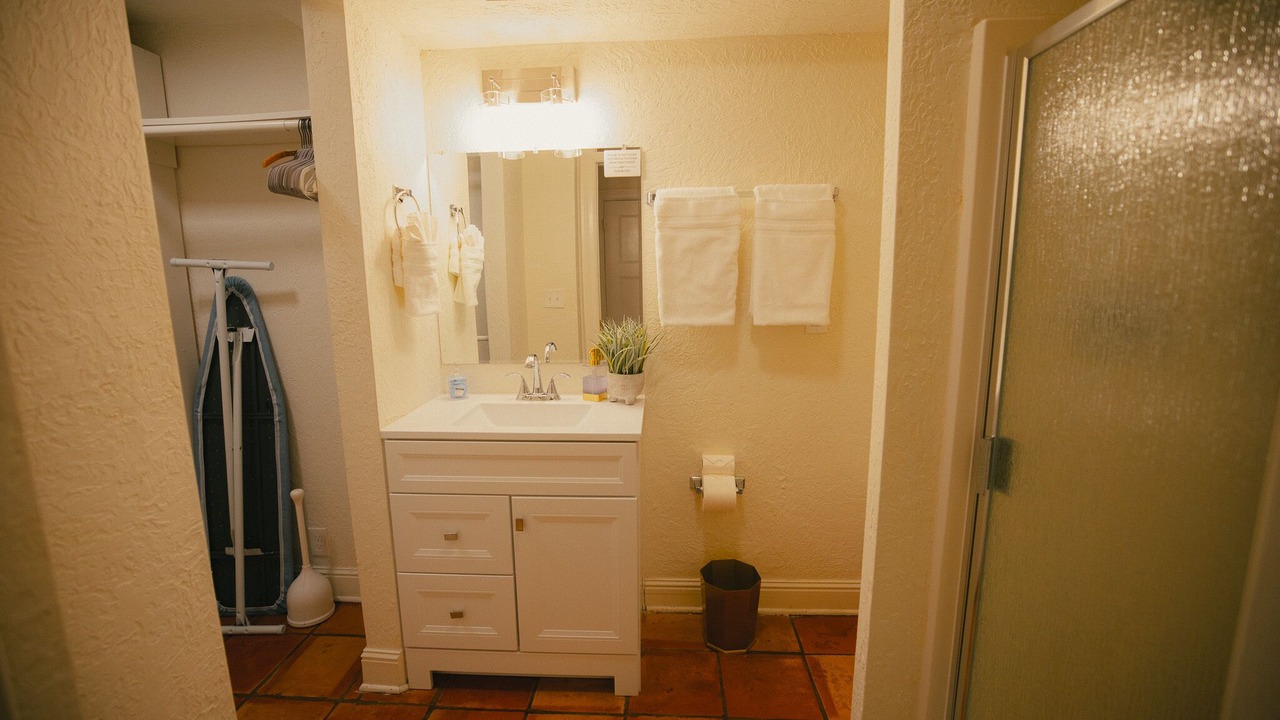 Photo of Bathroom in Hillsboro Village