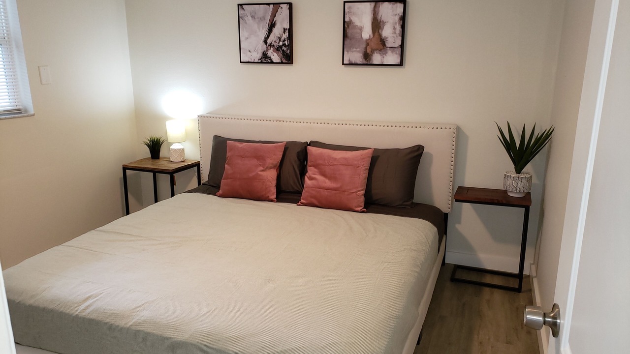 Photo of Bedroom in Warm Mineral Springs