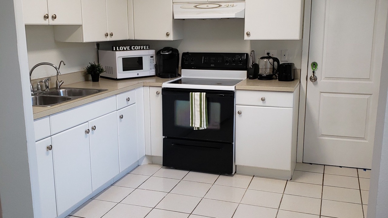 Photo of Kitchen in Warm Mineral Springs