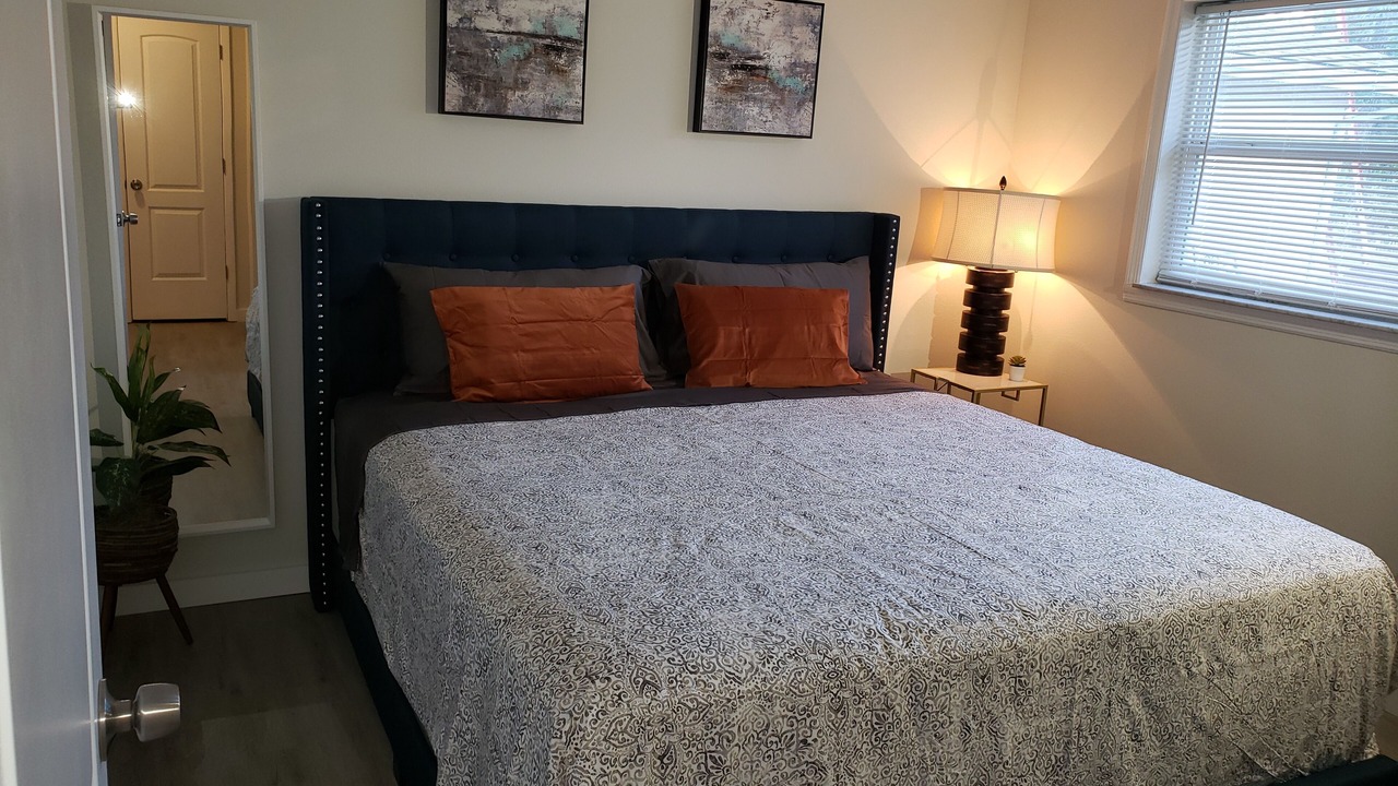 Photo of Bedroom in Warm Mineral Springs