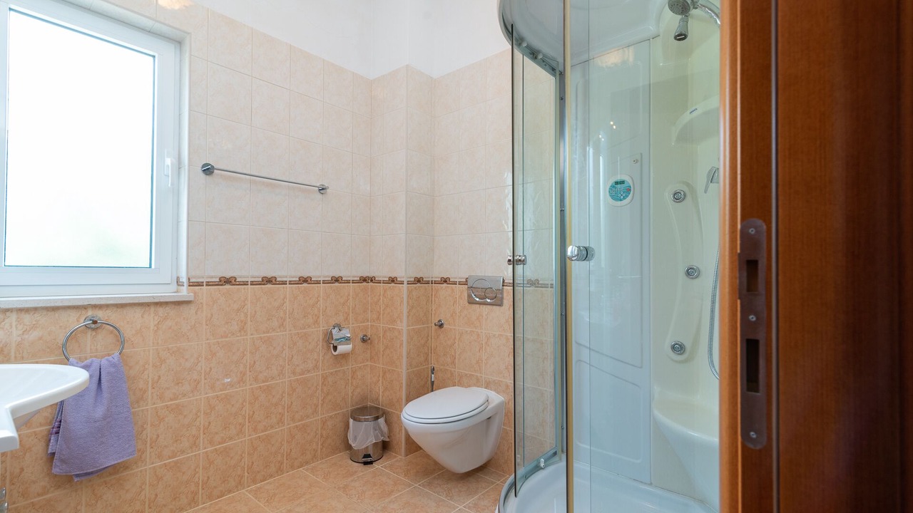 Photo of Bathroom in Marina