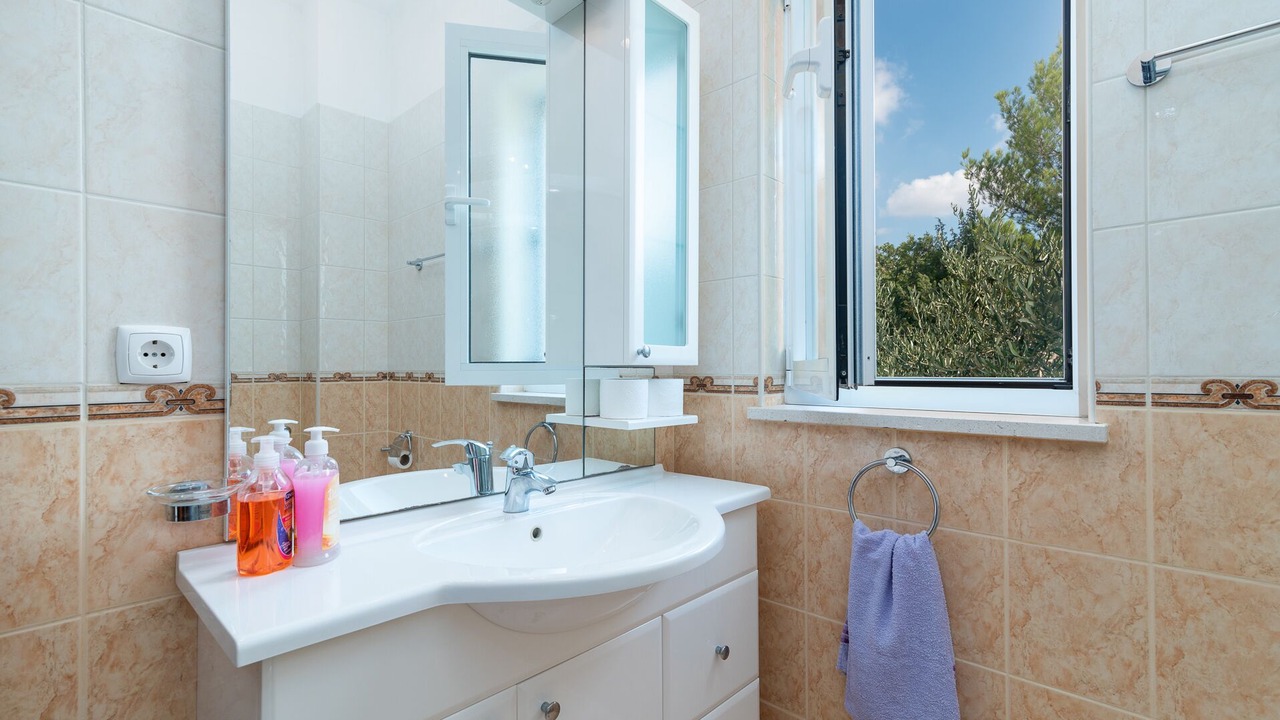 Photo of Bathroom in Marina
