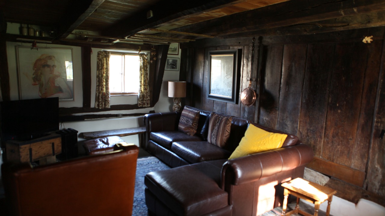 Photo of Livingroom in Llanvair Kilgeddin