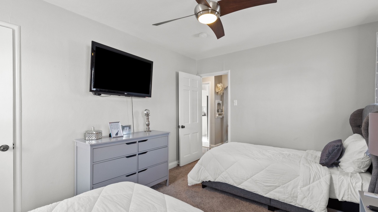 Photo of Bedroom in University City