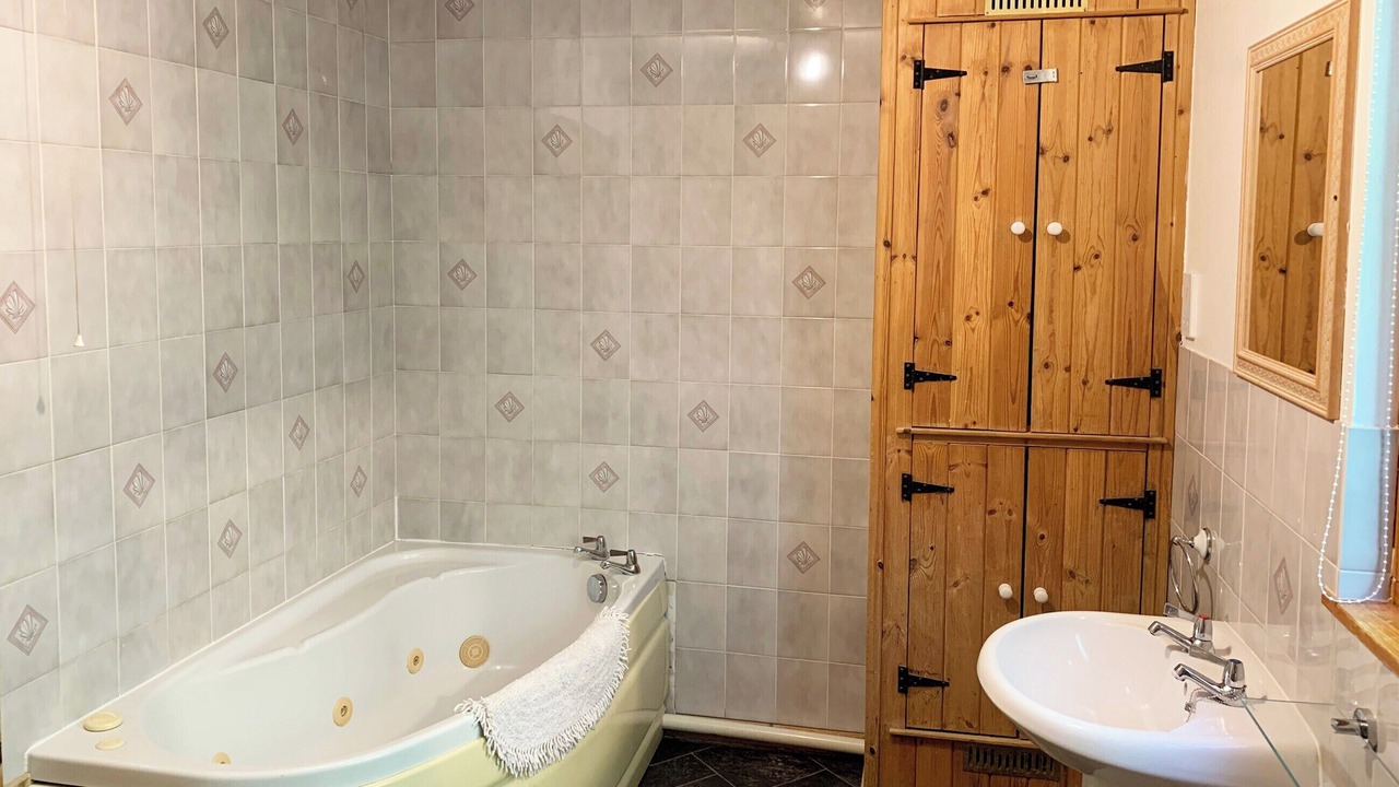 Photo of Bathroom in Bromham
