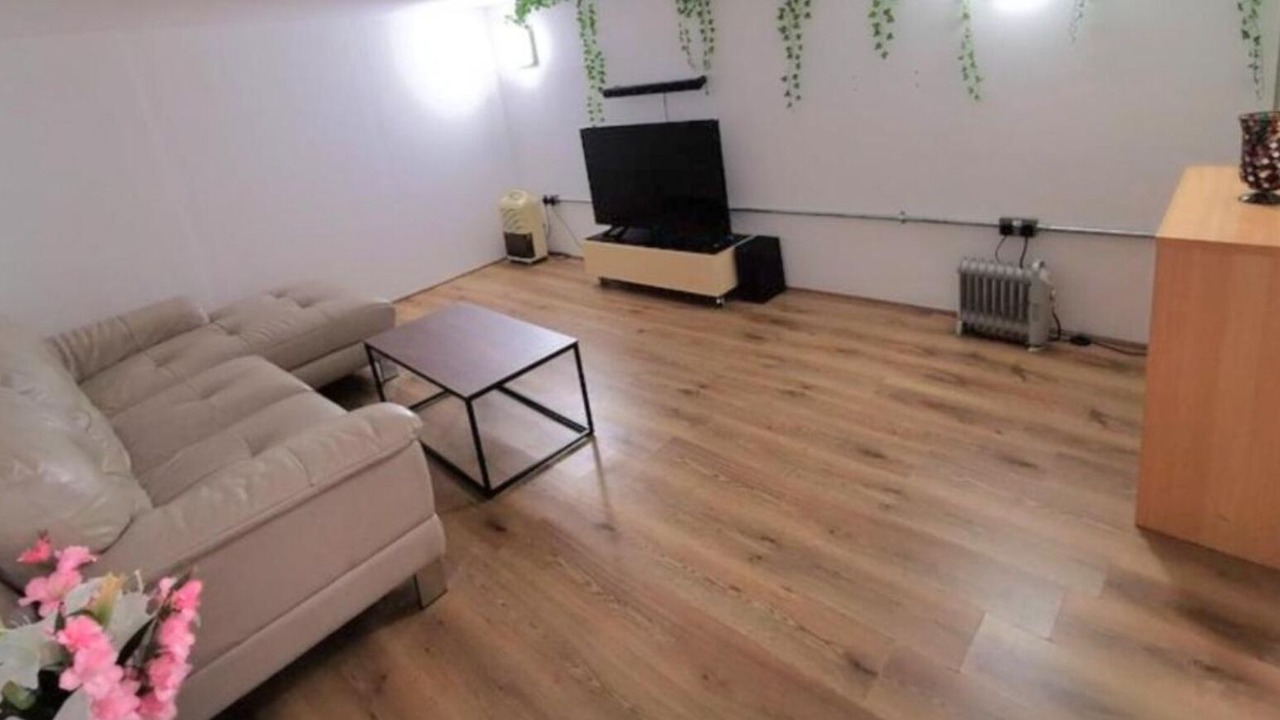 Photo of Livingroom in Boscombe