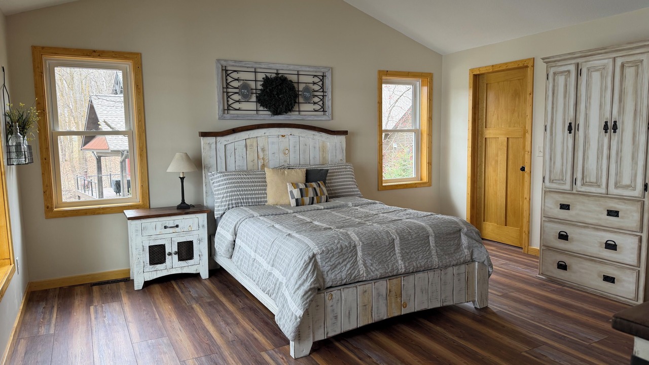 Photo of Bedroom in Crosslake