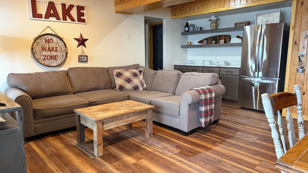 Photo of Livingroom in Crosslake