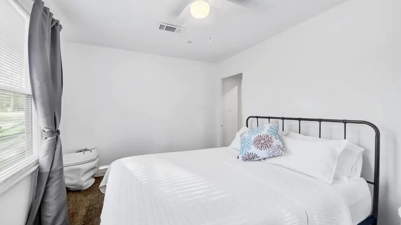 Photo of Bedroom in Pine Bluff