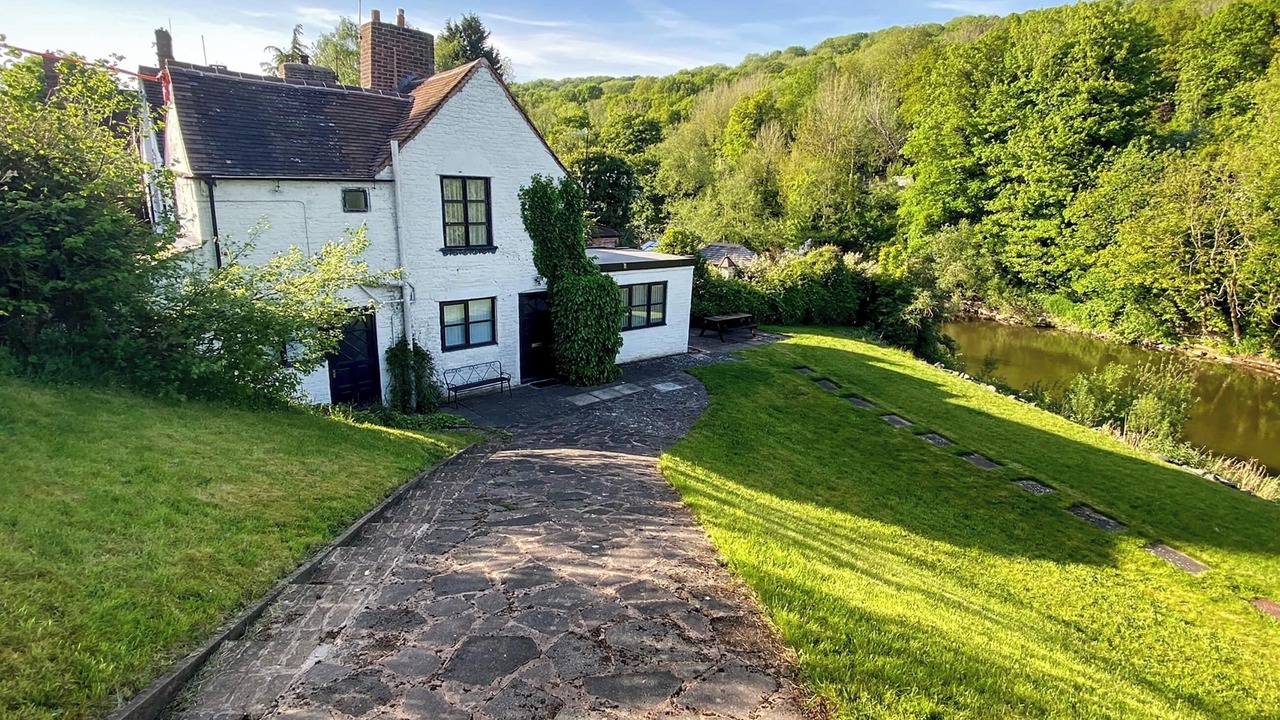 Photo of Others in Jackfield