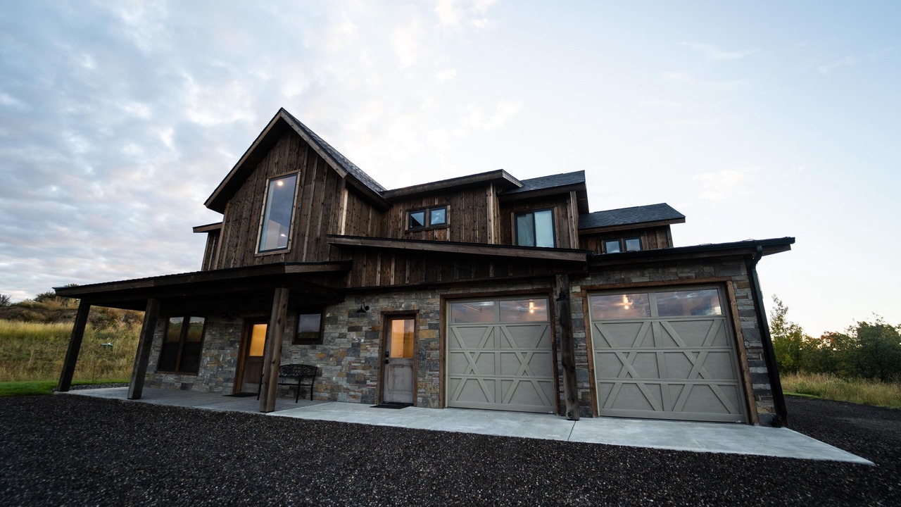 Photo of Others in Ashton