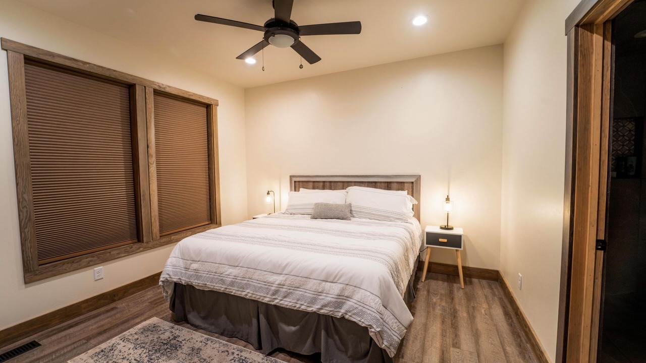 Photo of Others in Ashton