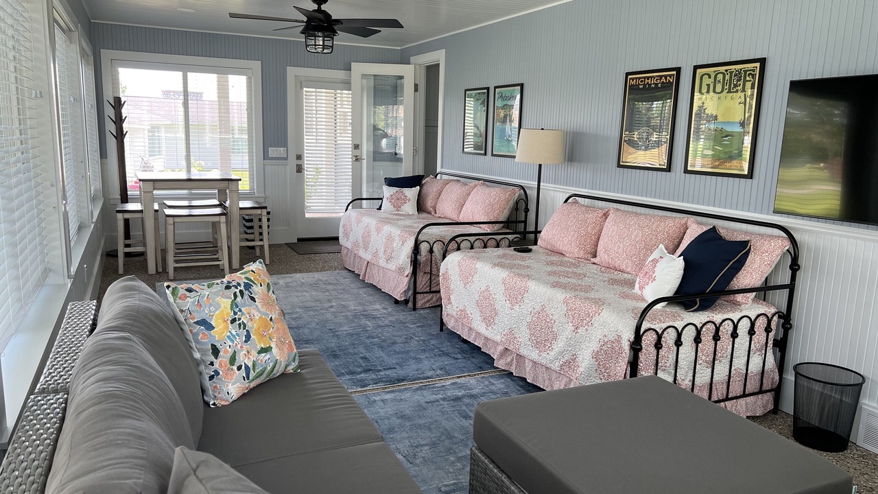 Photo of Livingroom in Cheboygan County
