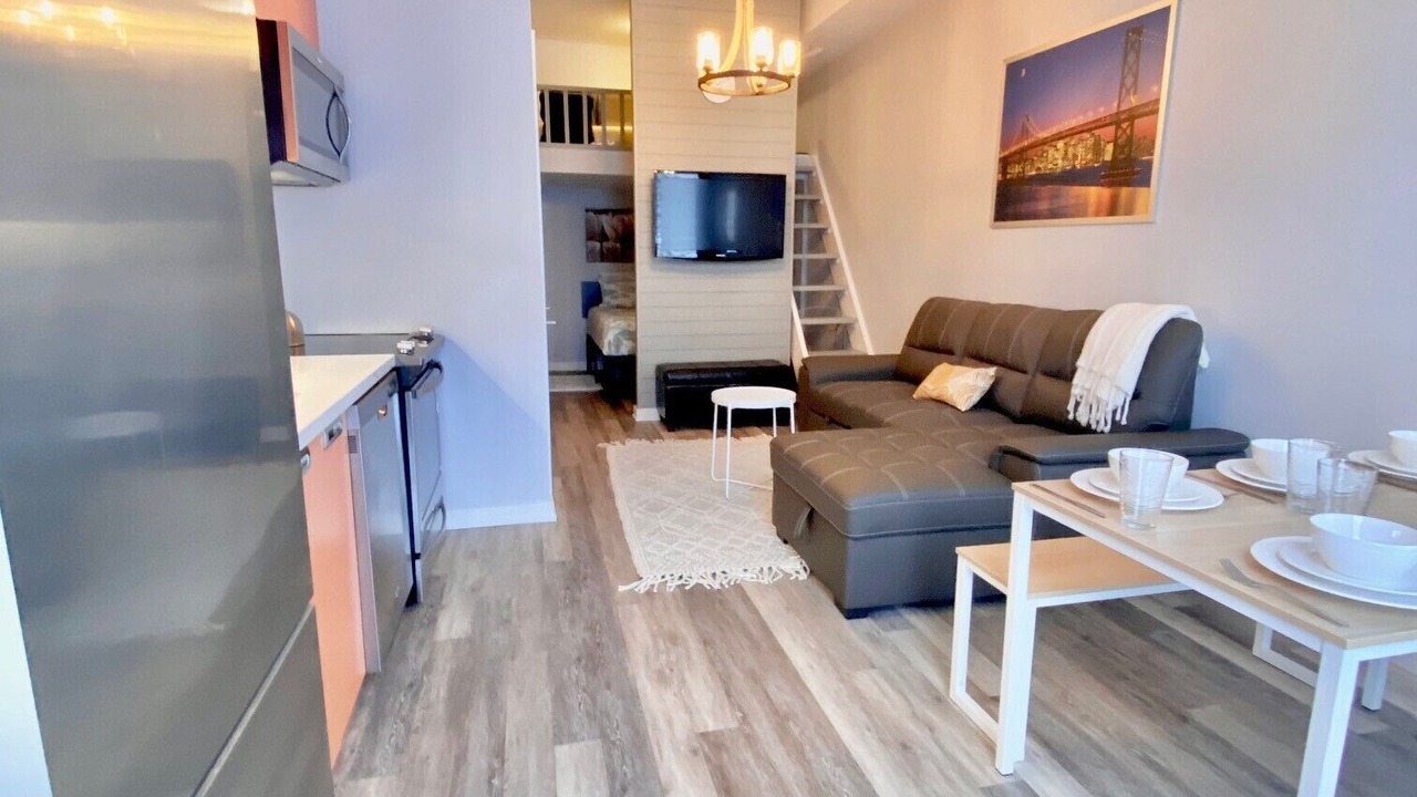 Photo of Livingroom in Innisfil
