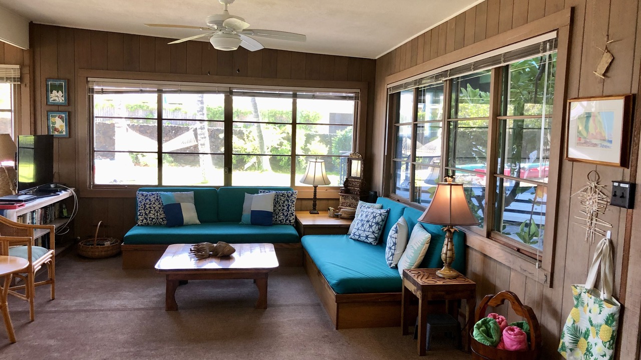 Photo of Livingroom in Puako