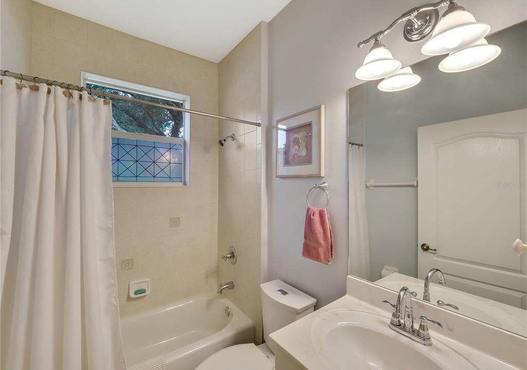 Photo of Bathroom in Broadmoor