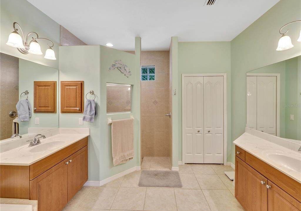 Photo of Bathroom in Broadmoor