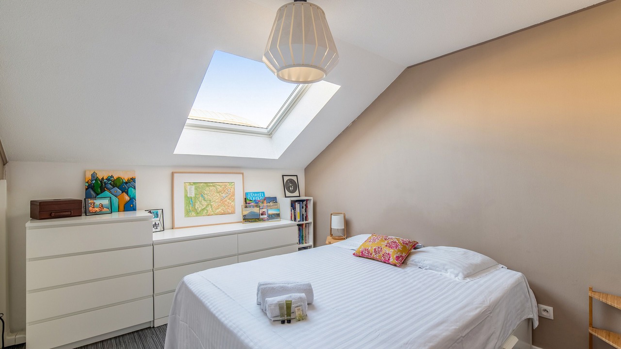 Photo of Bedroom in Yves Farge - Le Fleuve