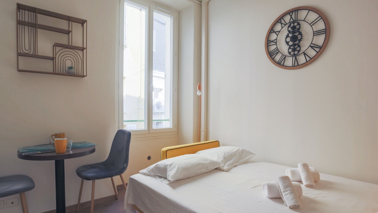 Photo of Bedroom in Carnot