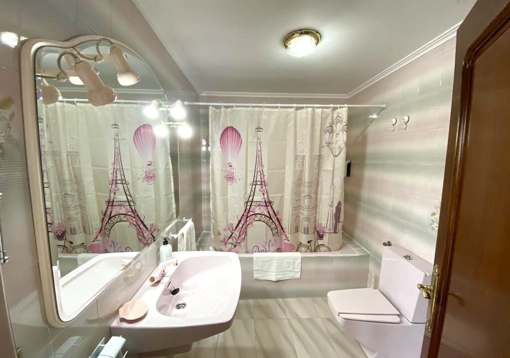 Photo of Bathroom in Fuenmayor