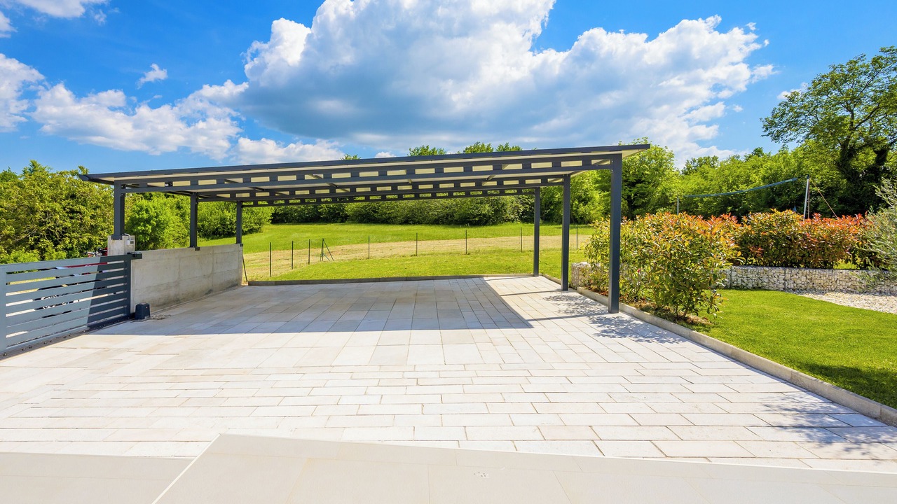 Photo of Outdoor in Jurici