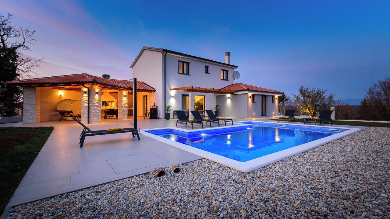 Photo of Outdoor in Jurici